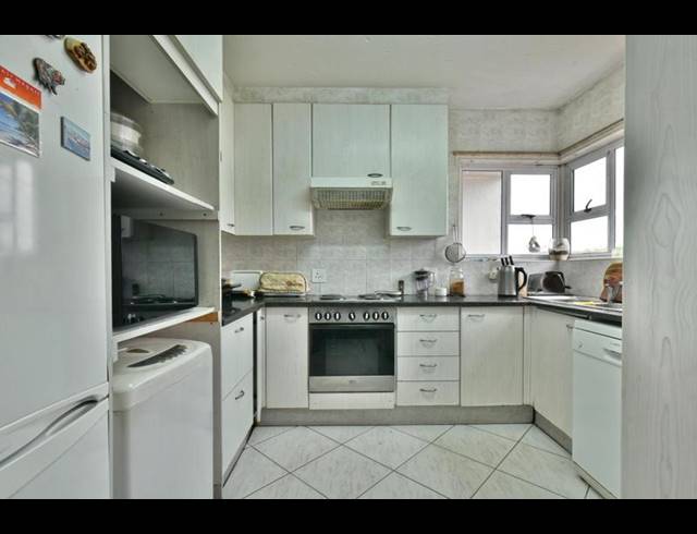 3 BEDROOM TOWNHOUSE FOR SALE IN GLENVISTA